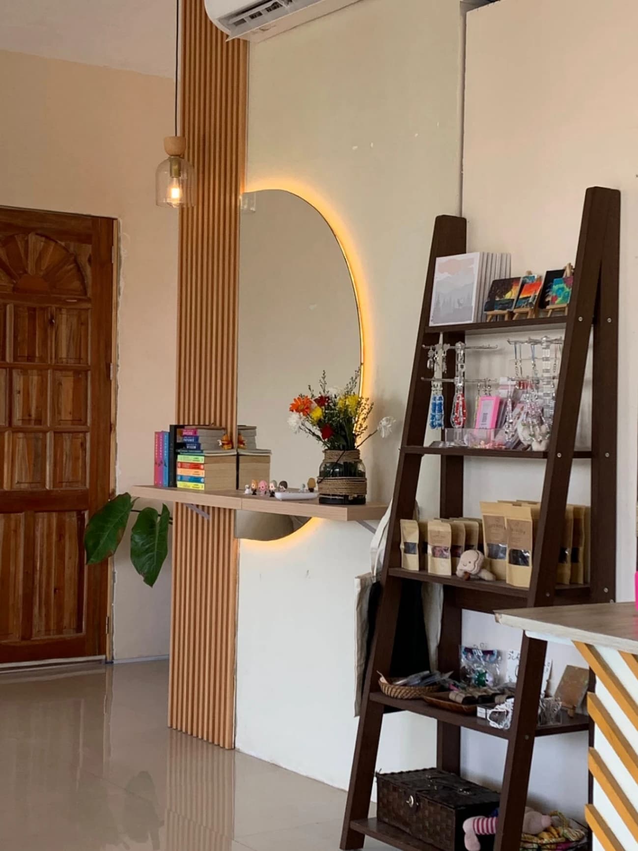 Cafe de Lilo gallery 4